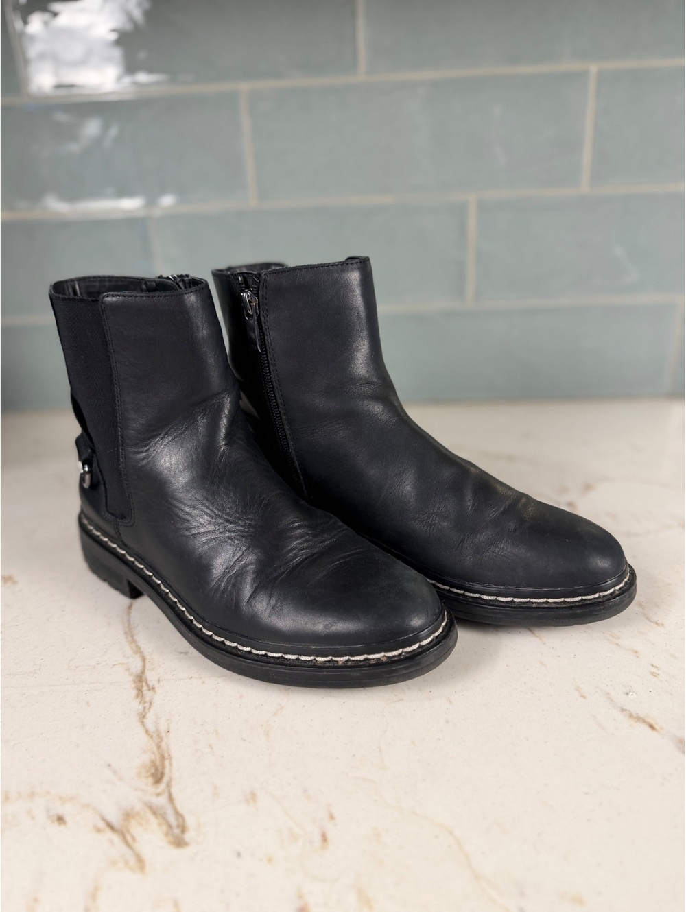 FRANCO SARTO Women's "Seri" Black Leather Contrast Stitch Ankle Booties Sz. 7.5M